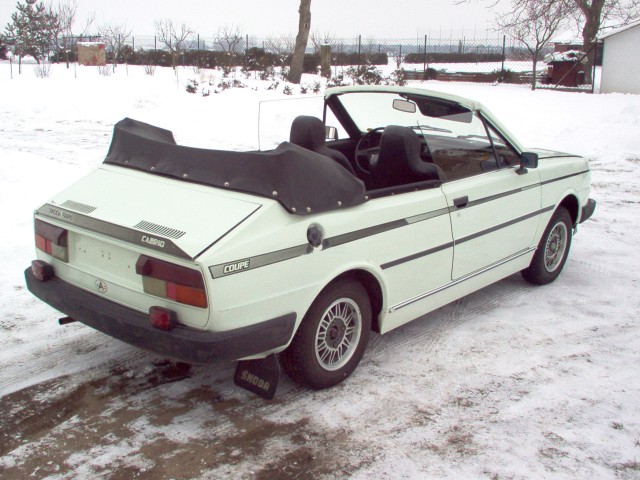 Škoda Garde Cabrio zezadu