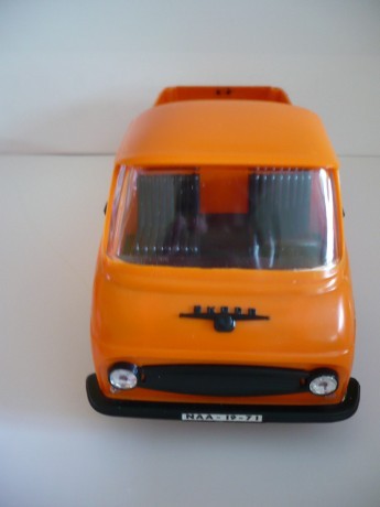 Škoda 1203 valník oranžoví předek