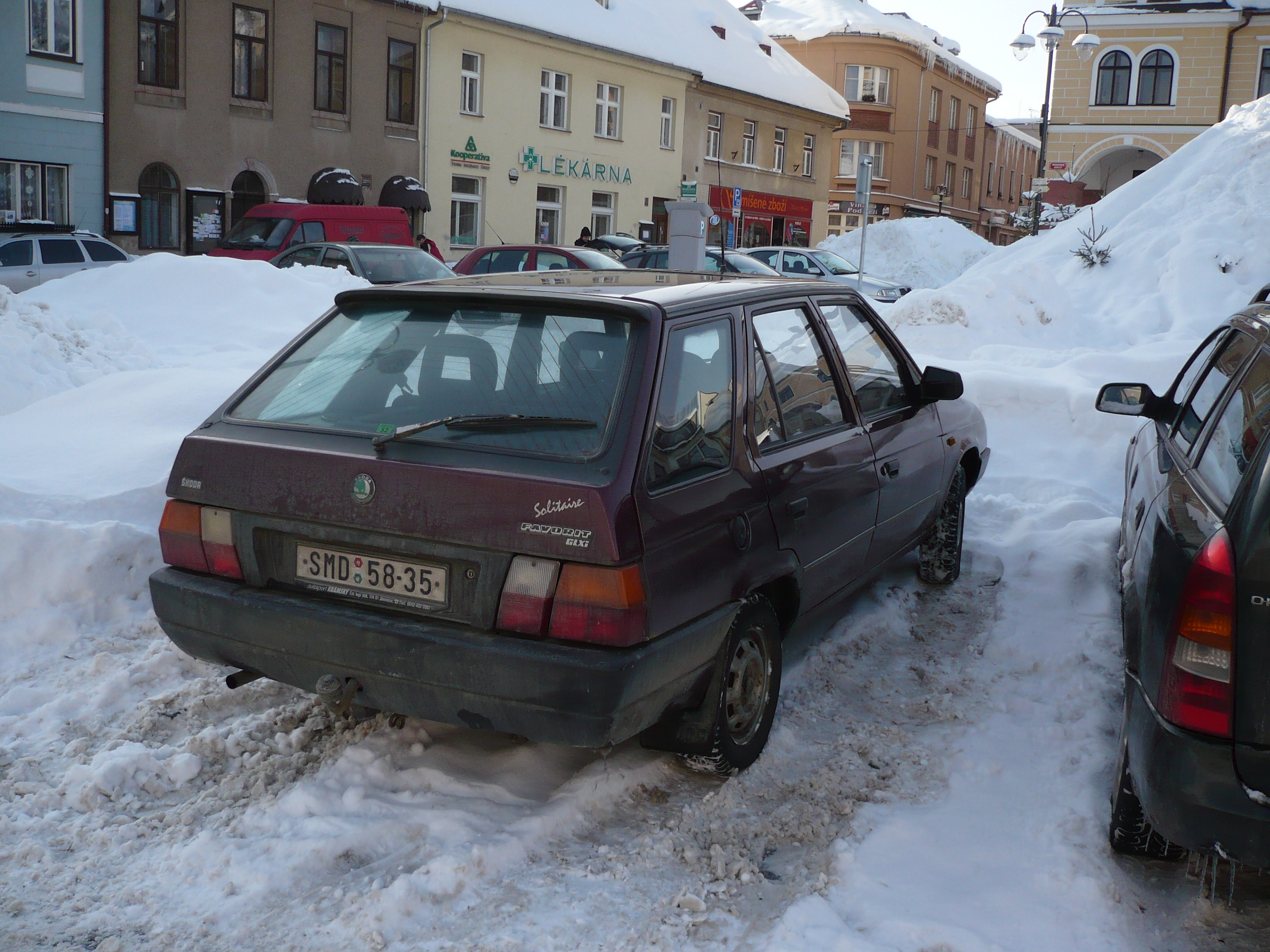 Škoda forman GLXi solitaire zezadu