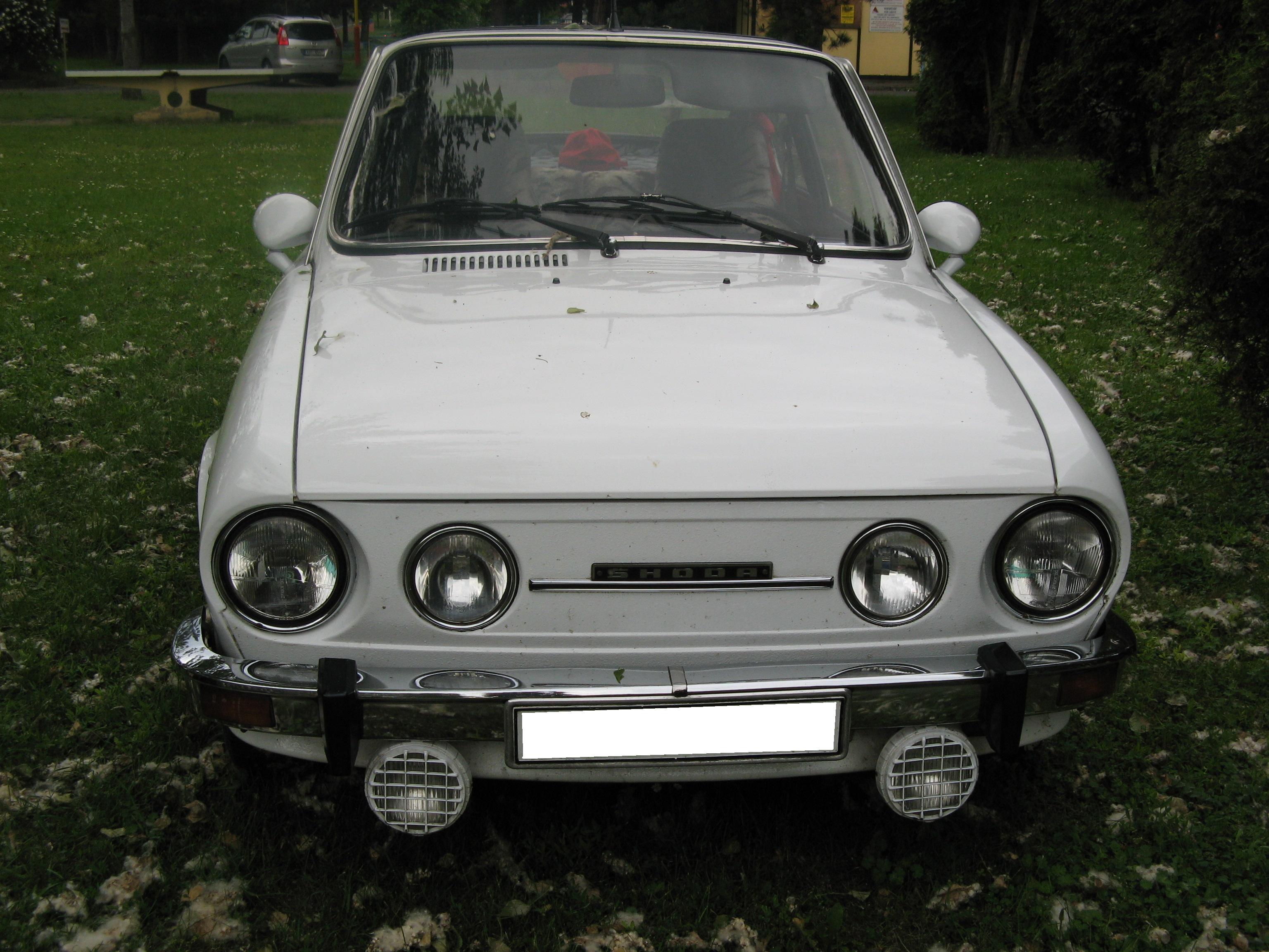 Škoda 110R bílá zepředu